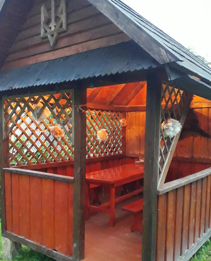 Villa Затишний Дім Jaremtsche Exterior foto