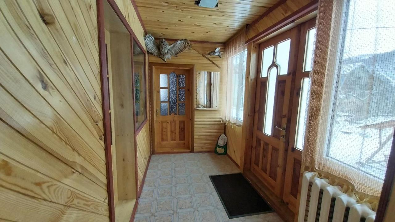 Villa Затишний Дім Jaremtsche Exterior foto